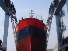 foto di Destination portuaire: Et pourtant, il flotte! Les chantiers navals de Keroman.